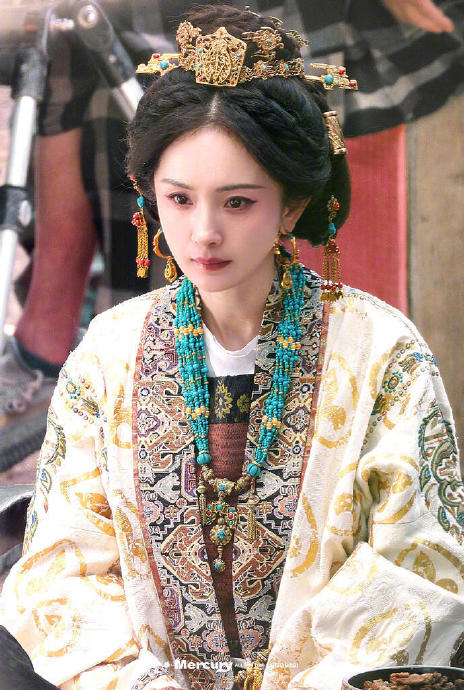 杨幂《江山大同》冯太后造型还原北魏艺术获赞