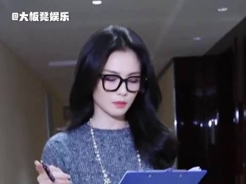 吴镇宇你也有今天现在治得住吴镇宇的不止有袁咏仪，还有刘涛