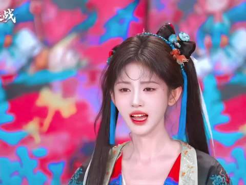 鞠婧祎片场笑崩带偏搭档曾舜晞田嘉睿
