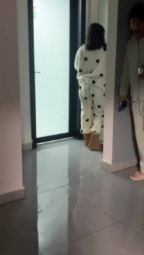 我打完麻将回家哈哈哈哈哈哈
