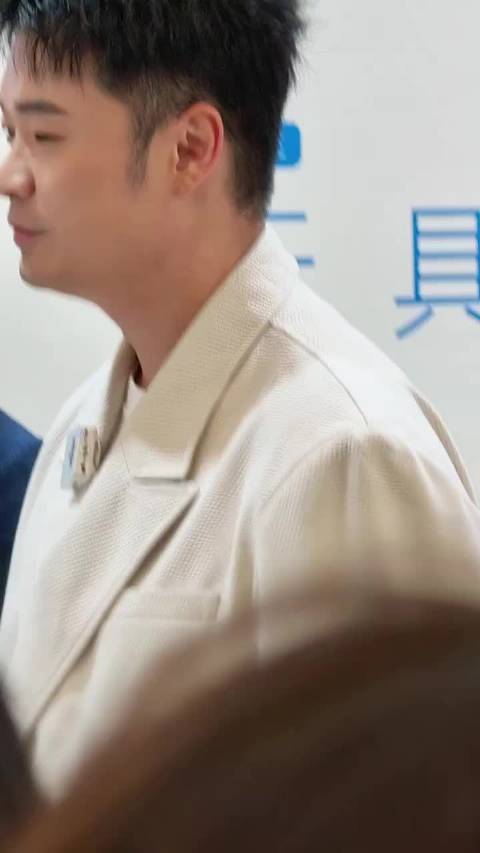 陈赫录制五哈身形明显紧致，邓超调侃成真