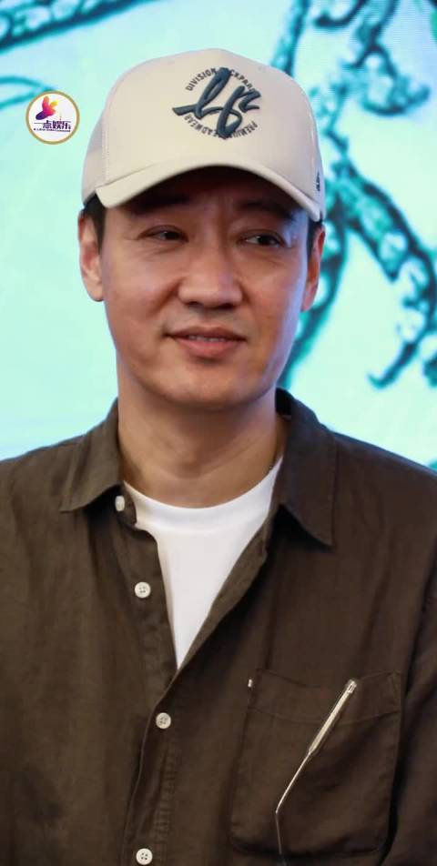 辛柏青回应与吴越传闻称心系亡妻朱媛媛