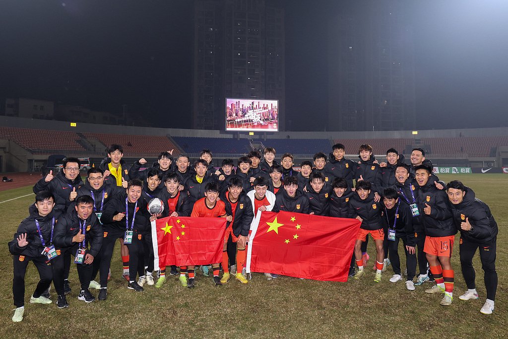 U16国足全胜晋级亚少赛,中国足球全年仅收获两个安慰奖