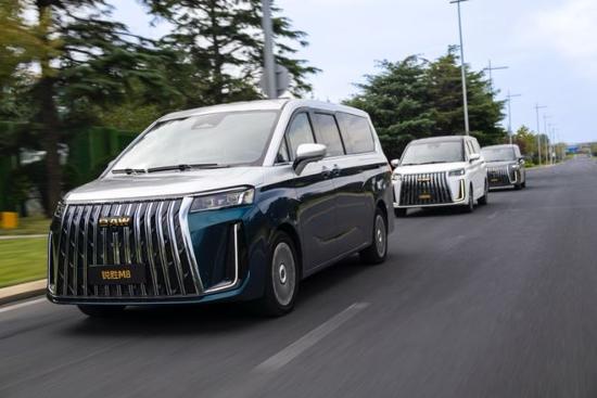 【锐胜M8多动力大空间双加持破解出行痛点_汽车新闻】-易车_保山鑫恒运北汽制造