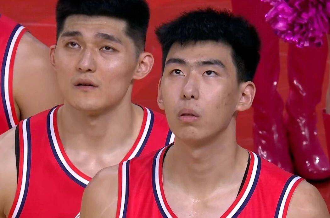 徐昕入围四大奖项评选名单，一大奖项已是囊中之物，广州球迷喊他“干杜锋”