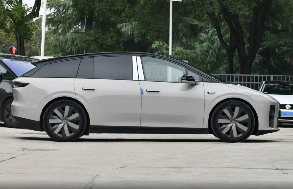理想i6的纯电续航里程有660km和720km之分在800V快充
