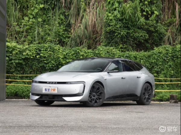 而奥迪 E5 Sportback就不一样了它全系都搭载奥迪全景辅