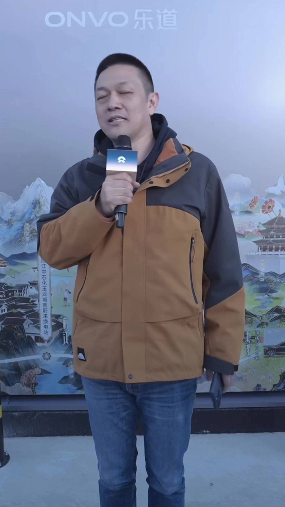 蔚来李斌:2026 年目标建设至少 1000 座五代换电站