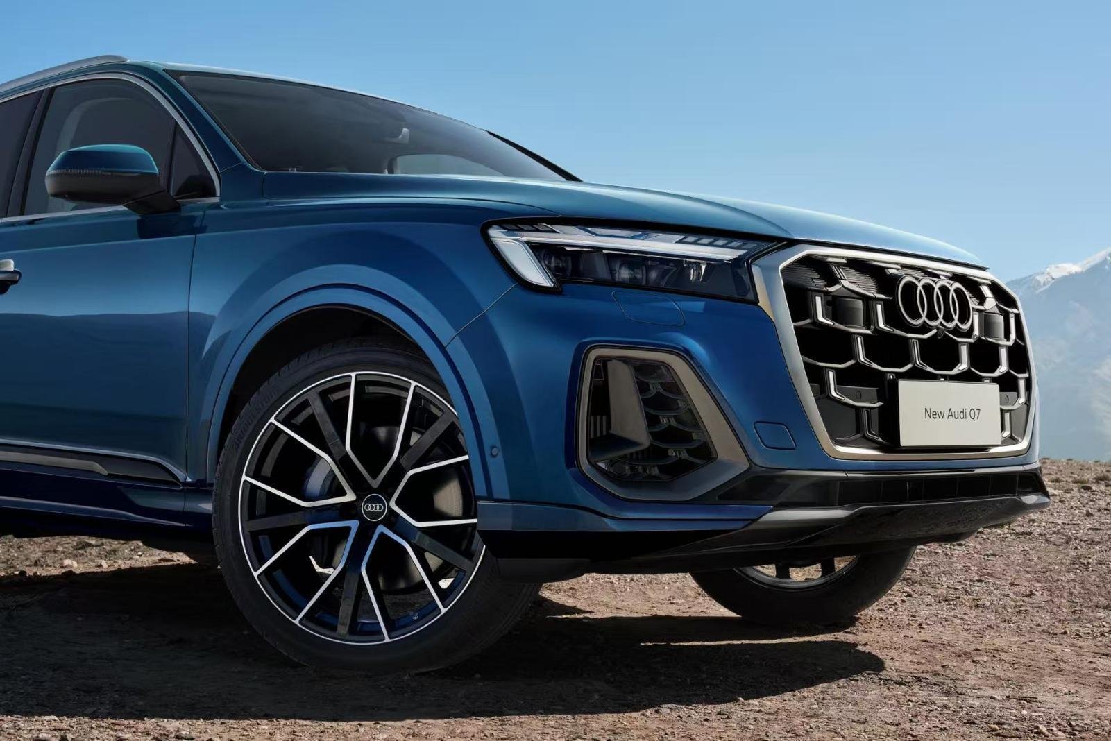 奥迪Q7双生旗舰：都市精英的\"全能生活密码\" | BitAuto