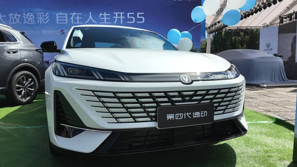 入门级家用轿车优选，长安第四代逸动配置应该怎么选？ | BitAuto