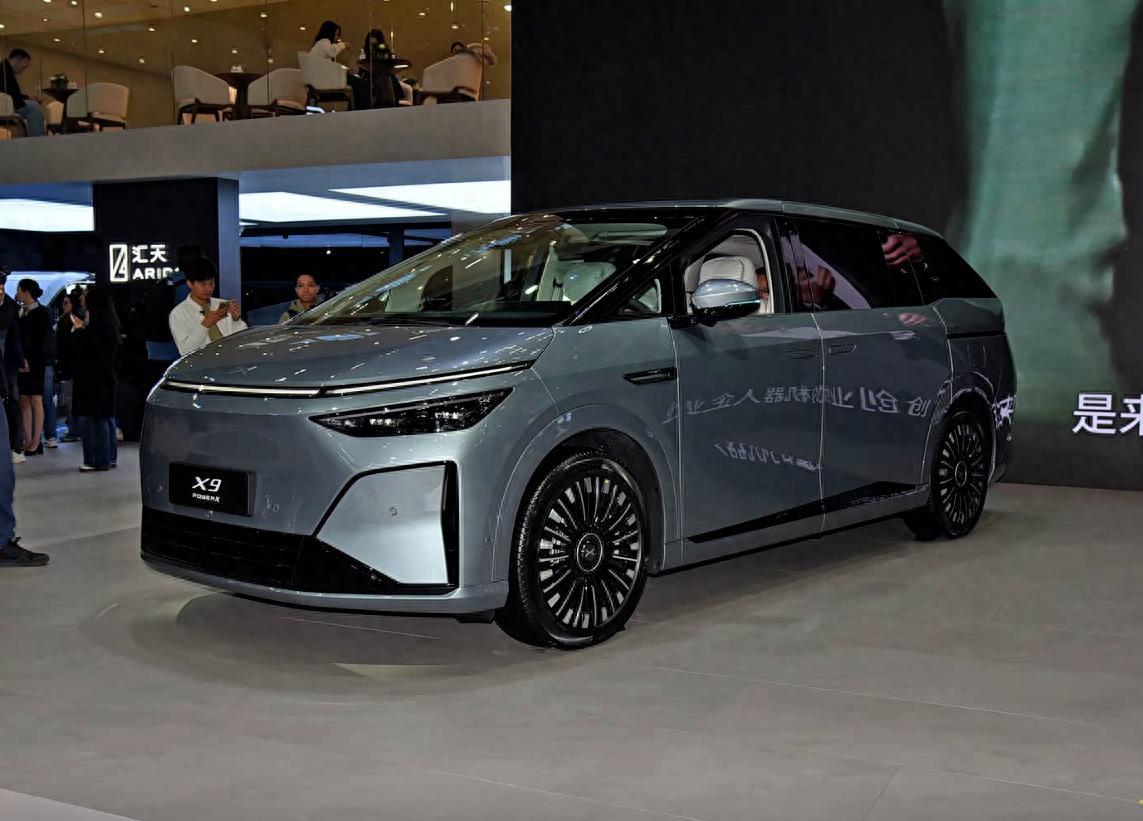 第二代VLA加持 驾驶辅助性能提升 2026款小鹏X9值得入手吗?