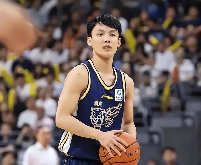 徐杰20+2+5+2迎来爆发，徐杰赛后一席话，更是说到杜锋心坎上