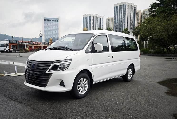 东风风行发布2025款菱智新能源车型 | BitAuto