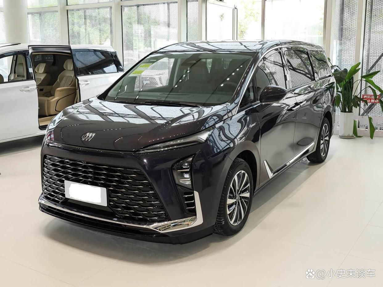 2026款别克GL8陆尊售价亲民!豪华外观配航空座椅,搭载2.0T轻混