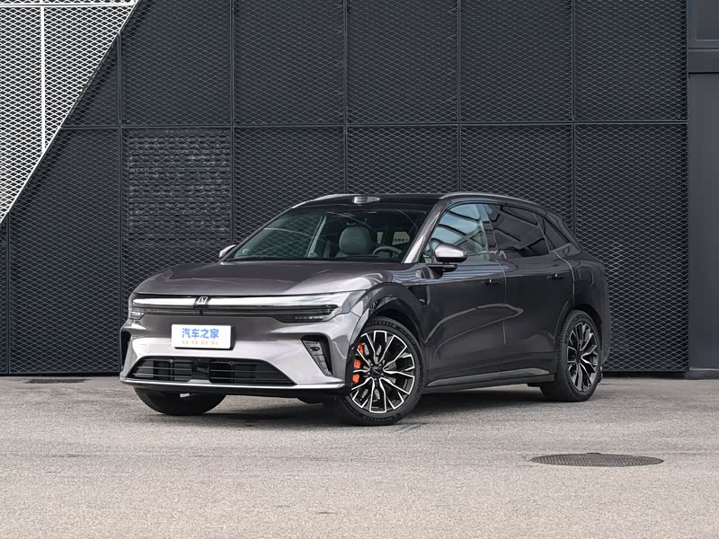 极氪7x的最新落地价都包括哪些费用?