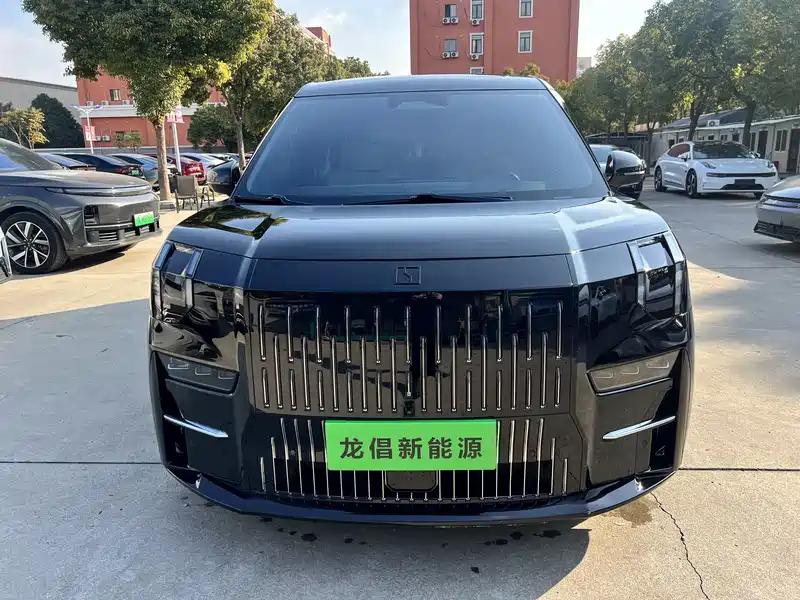 上海极氪009二手车 2022款,优惠特价28.88万