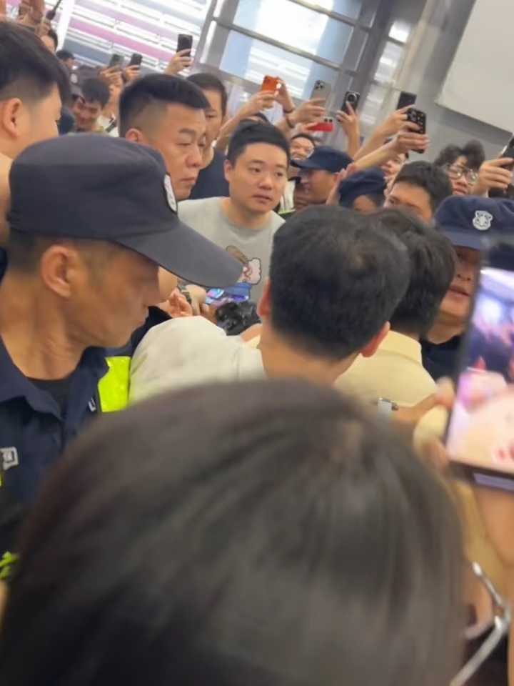 中国斯诺克教父，中国龙丁俊晖