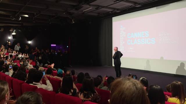《霸王别姬》首映，巩俐感谢组委会、合作30年的欧莱雅，感谢陈凯歌