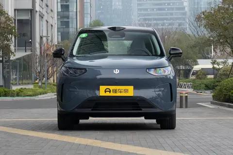 8万级纯电新选择!零跑A10 激光雷达版,这配置你心动吗?