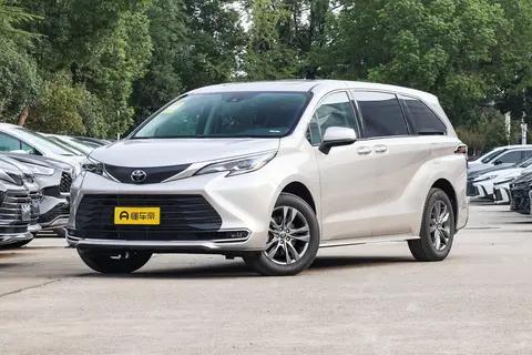 丰田赛那评测:家用 MPV 全能王 空间油耗双在线