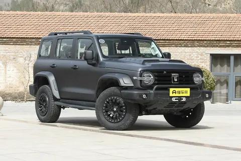 新款坦克300上市，搭载3.0T V6发动机，指导价33万，油耗11.9L