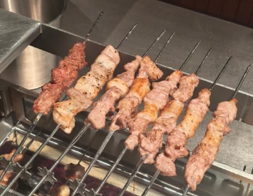 连锁餐饮突然道歉并退钱 共48022桌 羊肉串未达最佳状态