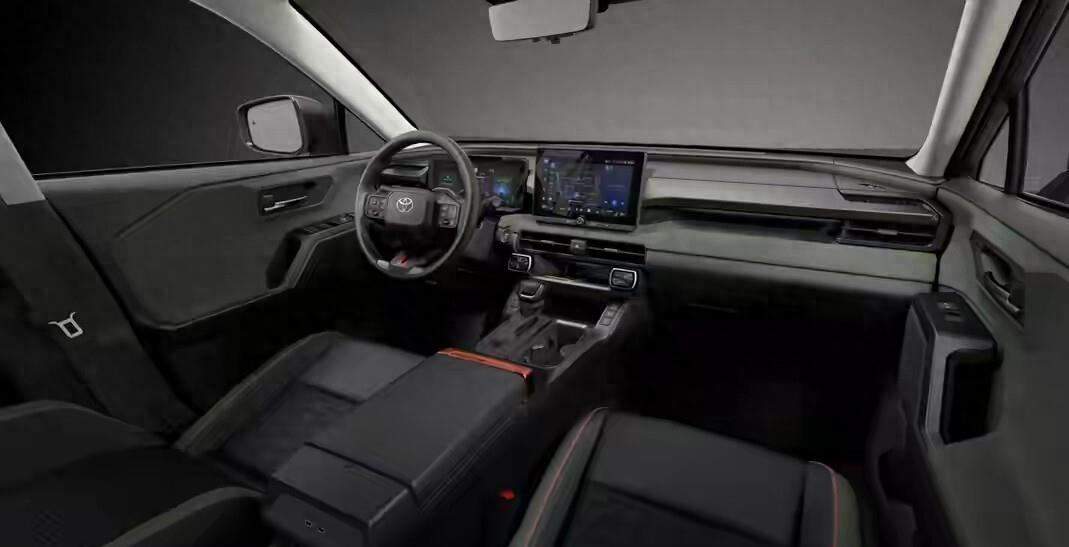 丰田放大招!2026款RAV4再进化成机甲猛兽,内饰豪华直逼豪车