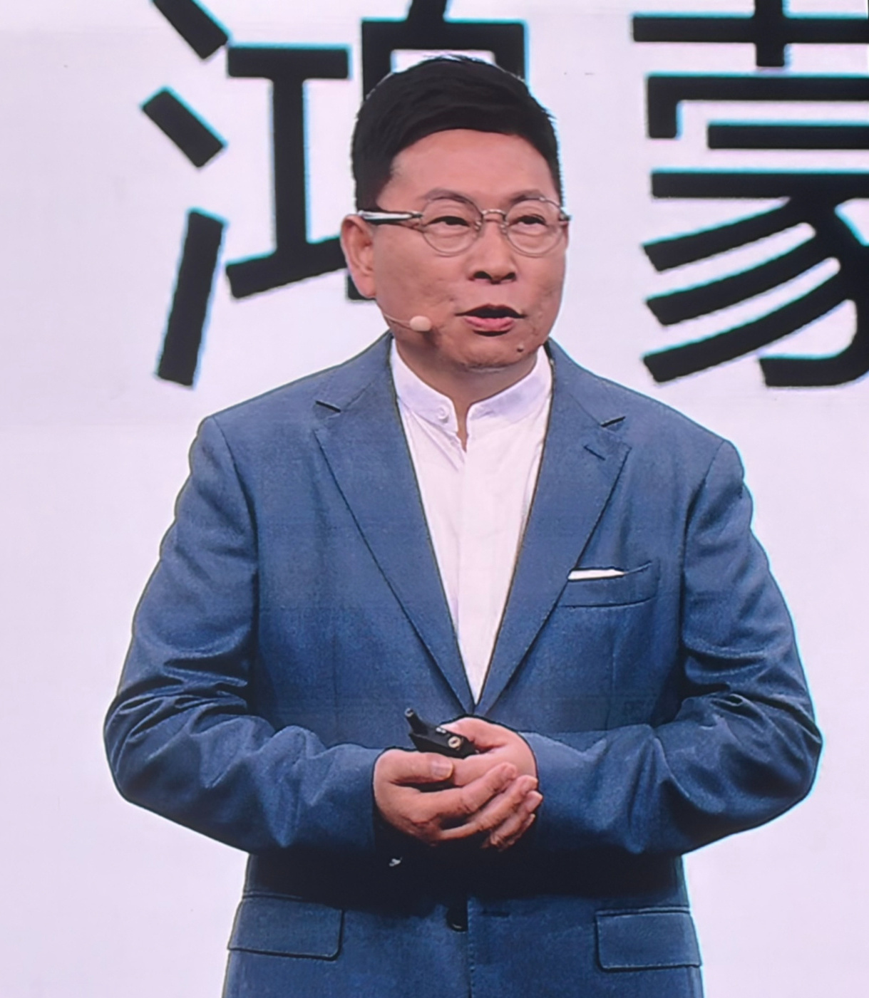 鸿蒙智行多款新车齐发，要从“一界独大”转向“多界协同”？-重庆
