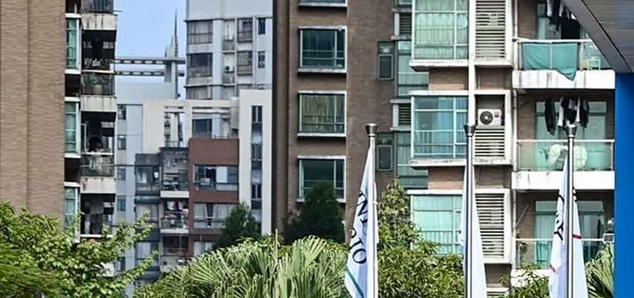 宝马5系值得买吗?深度解析两大核心优势与三个隐藏短板