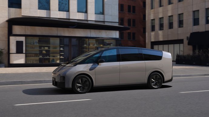 “公路高铁”开来了：理想 MPV 车型 MEGA 上市，55.98 万元 - IT之家