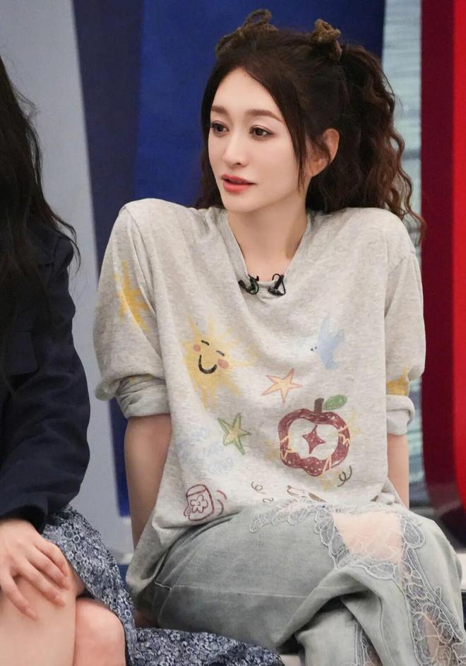 春夏休闲看唐艺昕、李小冉和孙怡，30+40+日常照着穿，舒服好看