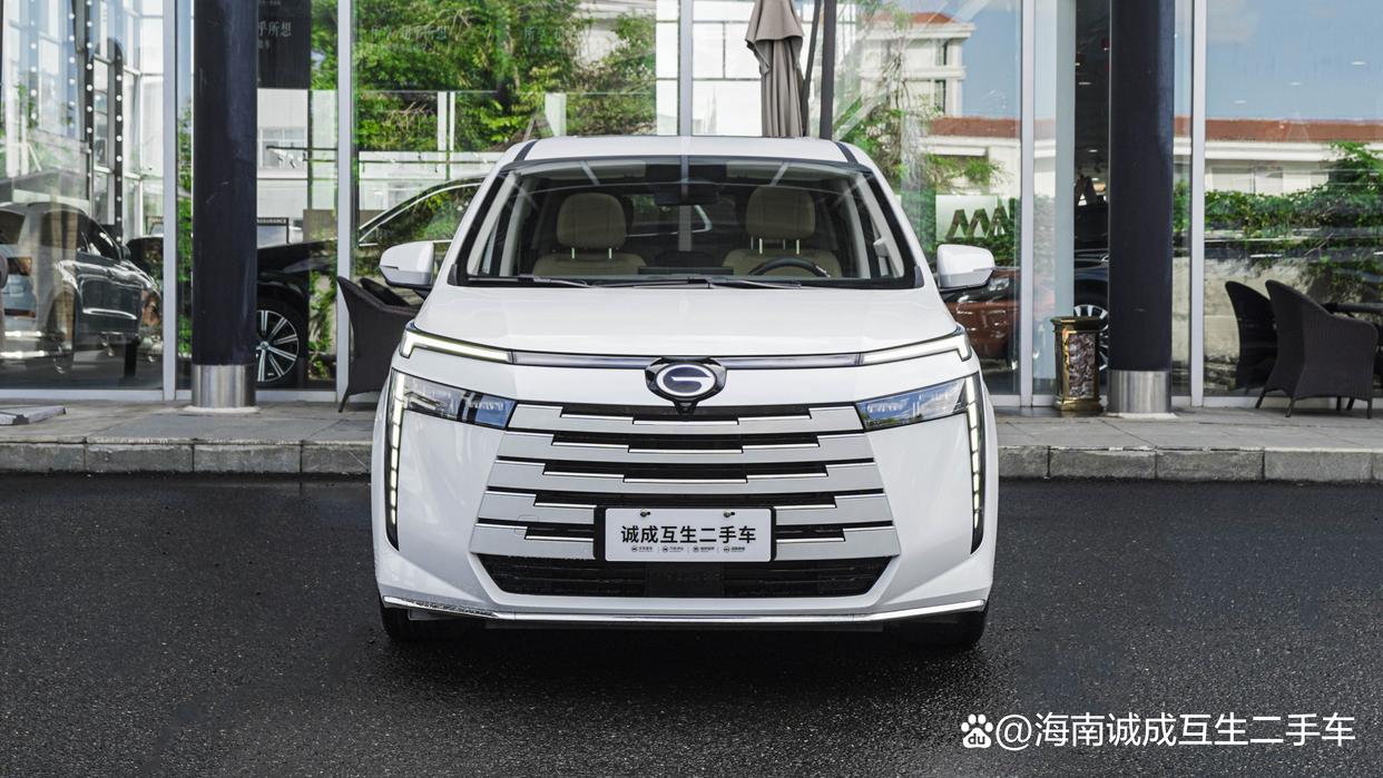 插混MPV,车龄不到一年,16万多!「传祺E8新能源 150km MAX」