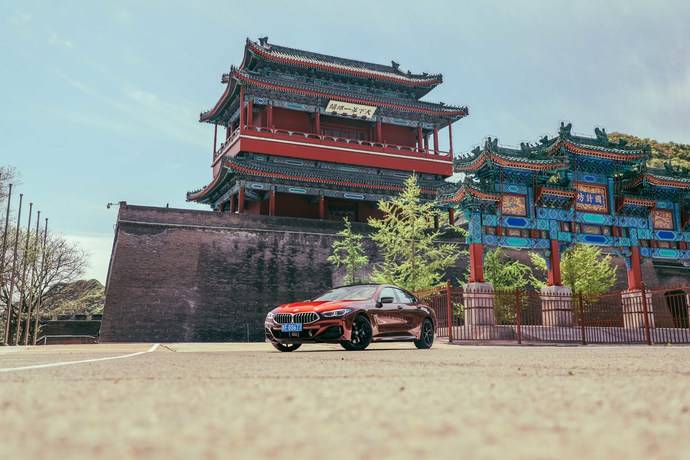 比身份更重要的是格调 试驾宝马840i xDrive 四门轿跑车