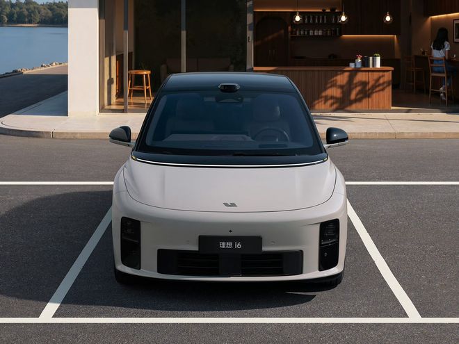 理想i6月销量突破2万辆,逐渐威胁到特斯拉Model Y?