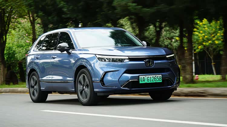 亏电油耗4.8L,有电省油,没电也靠谱,皓影插混,20万拿下