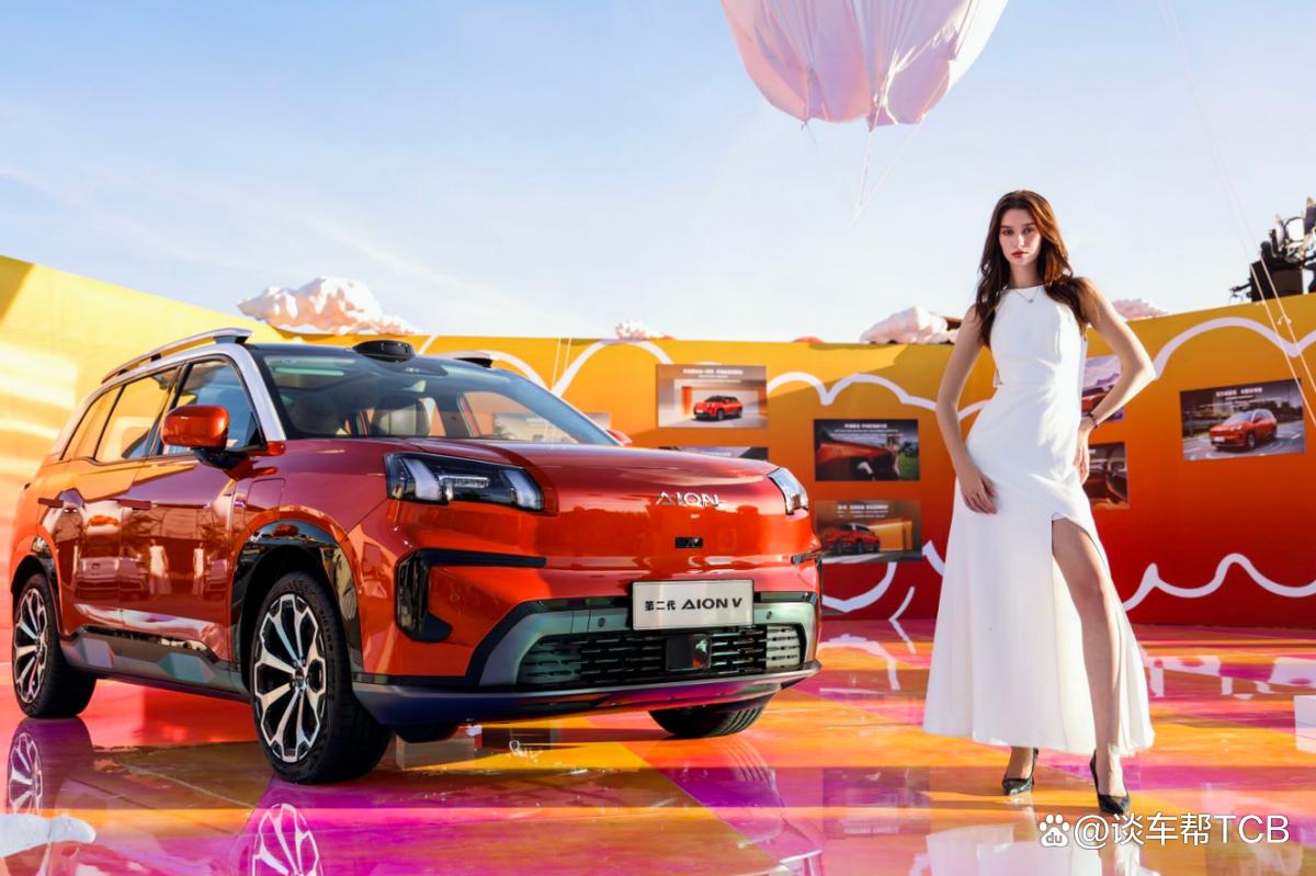 为什么说第二代AION V是油电通吃的全能SUV?