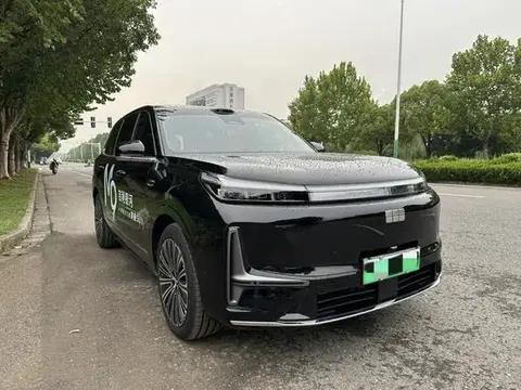 颠覆中大型SUV价值标杆 预售19.38万起 吉利银河E9彰显极致性价比