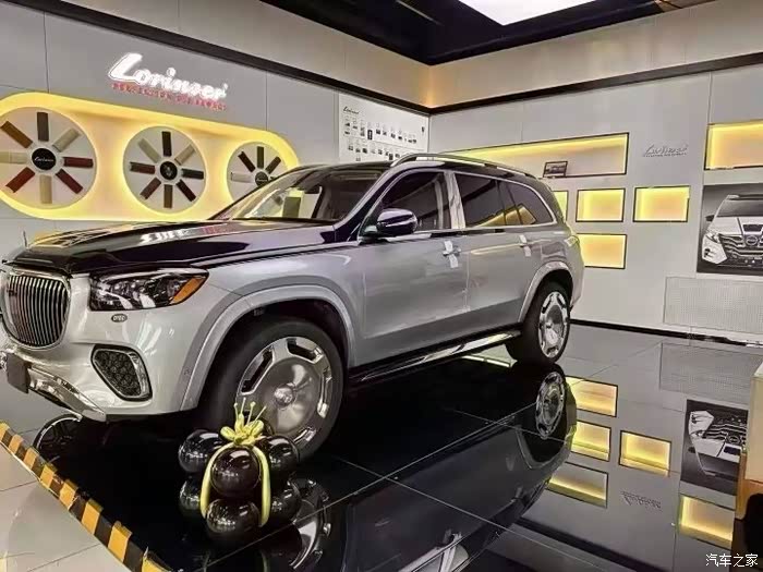 奔驰迈巴赫GLS600美规版蓝银双拼285万特价_迈巴赫GLS论坛
