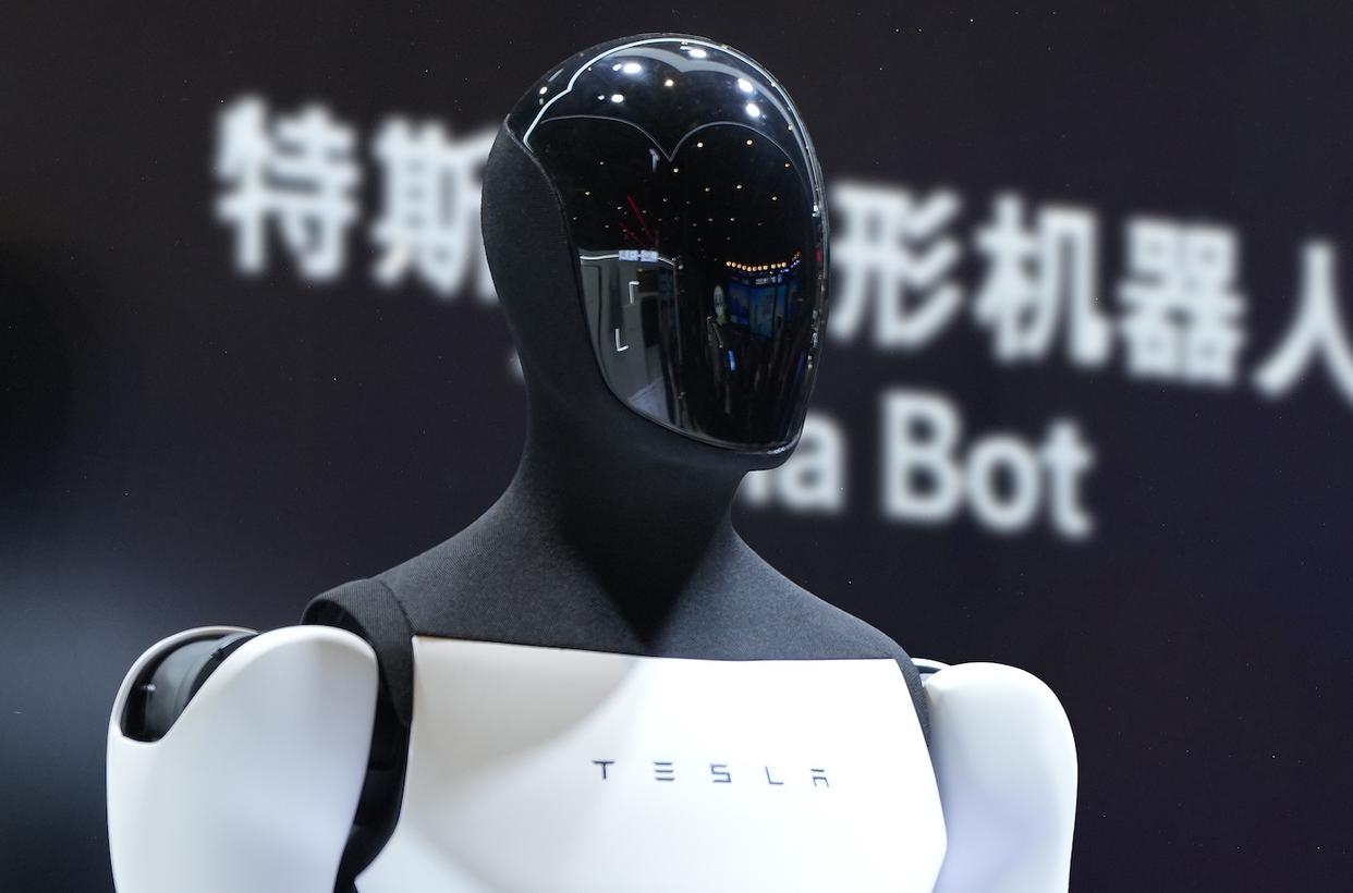 特斯拉第三代人形机器人预计年中发布,三季度启动正式投产