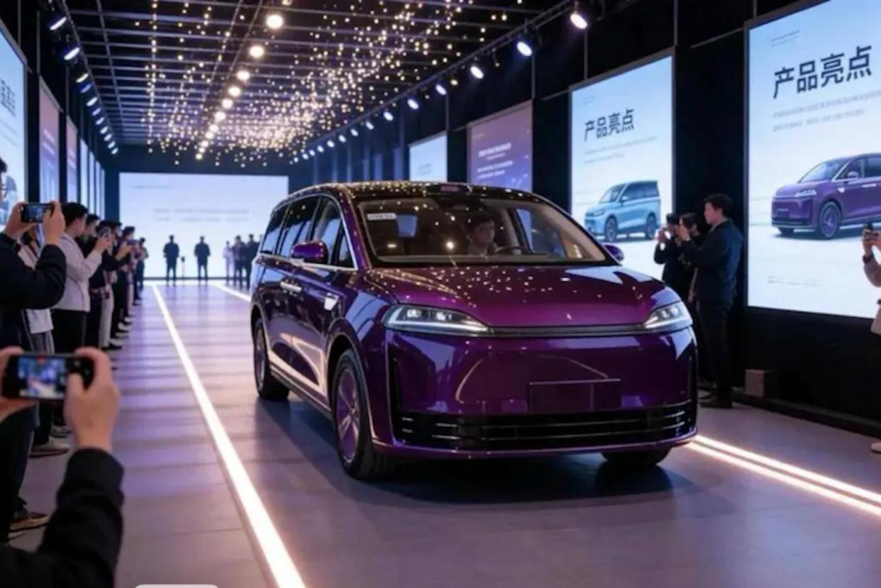 车长超5米3,配新一代华为乾崑系统,智界V9有多“豪”?