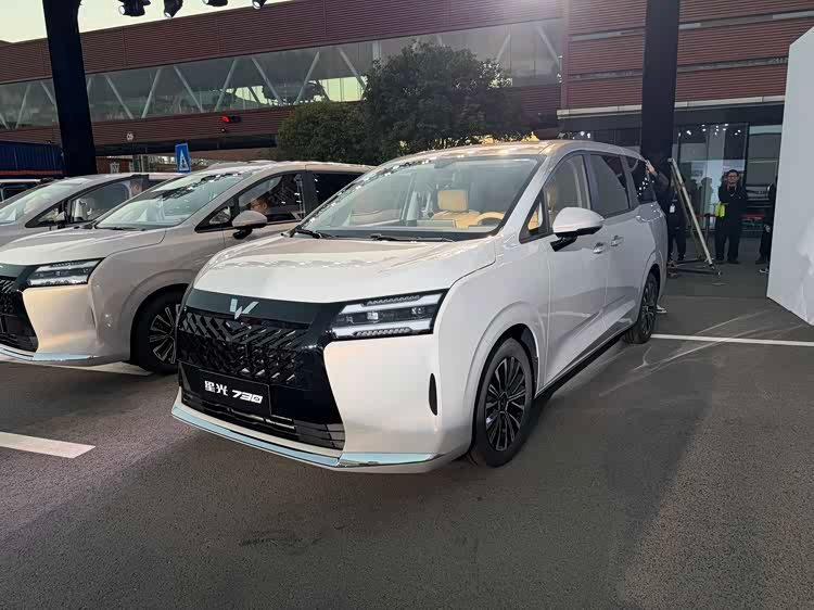 五菱星光730正式上市 售7.30万-10.98万元 | BitAuto