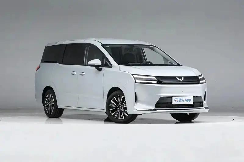 五菱星光730正式上市 置换补贴价7.1万元起
