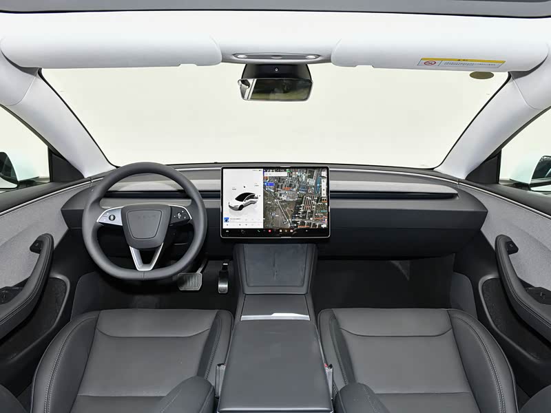 特斯拉 Model 3 最新版本车机系统如何?
