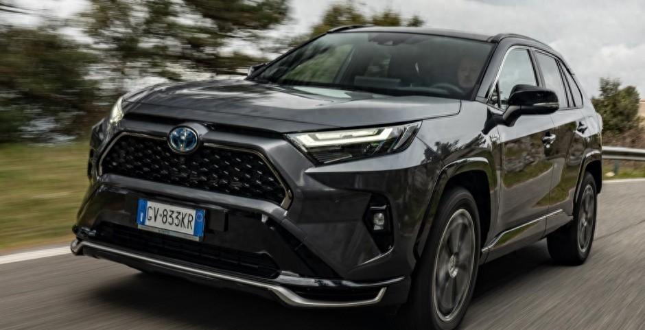 丰田RAV4 PHEV油耗极低,续航里程可达1350km!