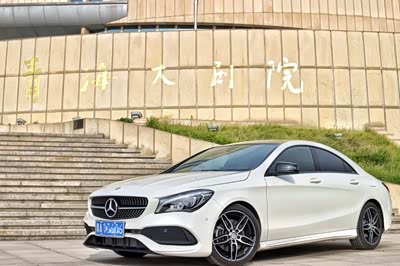 奔驰CLA 2017款 CLA 220 4MATIC