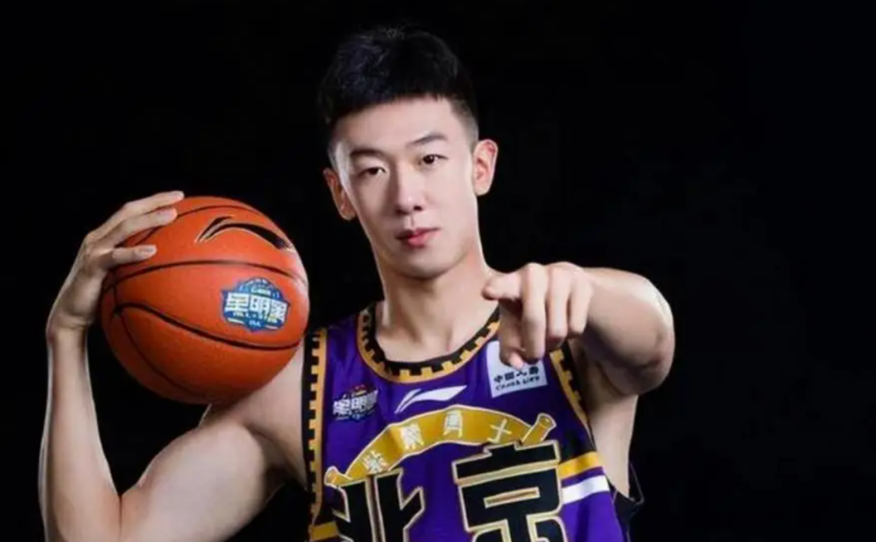 王少杰痛哭离队，2000万买断费曝光！广东男篮新五核心名单