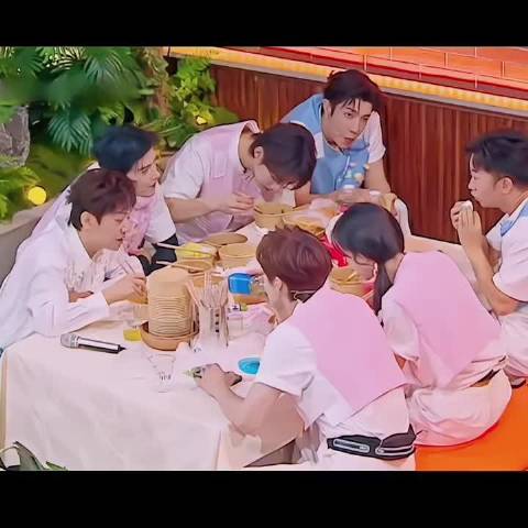 孟子义新剧8月中旬上线，杀青后连录多期你好星期六