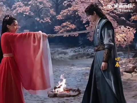 陆千乔遭辛媚刺伤触发嗜血症