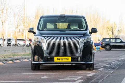 2025 款魏牌高山 9:MPV 界的全能选手，能否成为爆款?