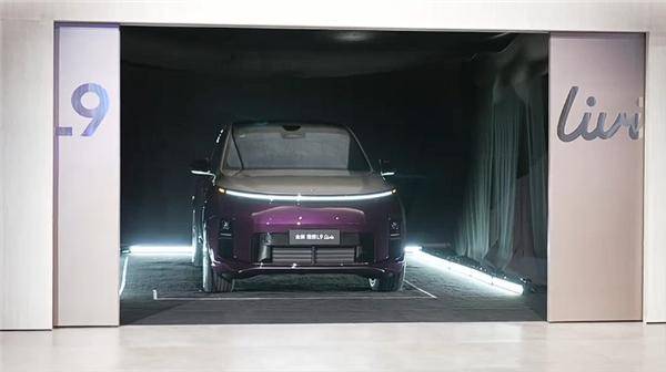 预售55.98万元 全新理想L9 Livis车展首发：李想亲测车门防夹_汽车